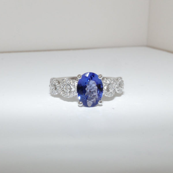 Tanzanite & Diamond Twisted Band Platinum Ring