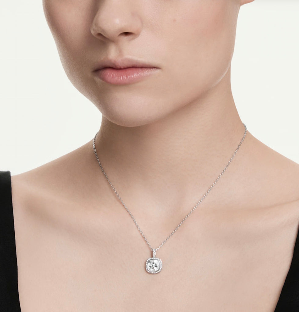 Una Angelic: White Cushion Cut Crystals Pendant - 2 Colours