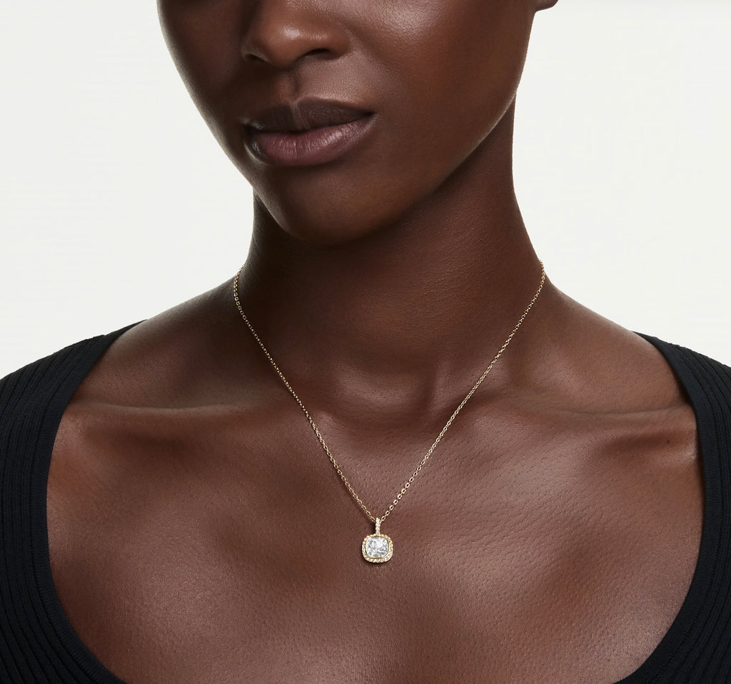 Una Angelic: White Cushion Cut Crystals Pendant - 2 Colours