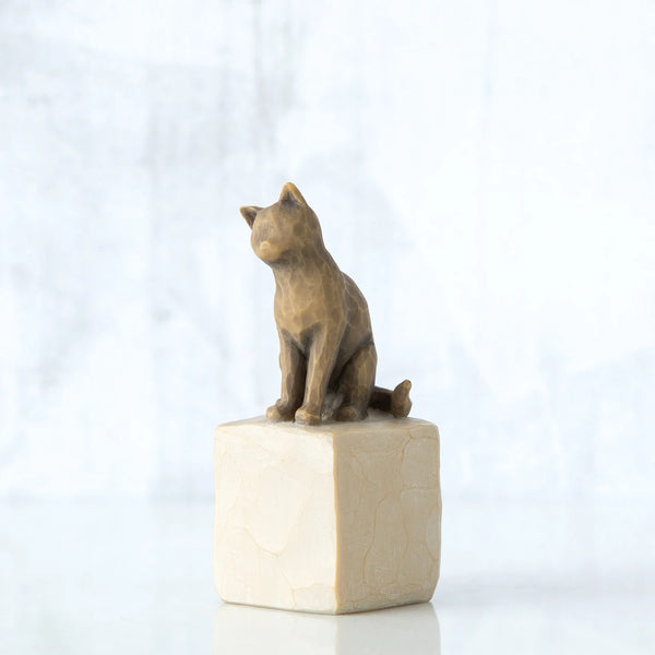 Love My Cat (Dark) Figurine