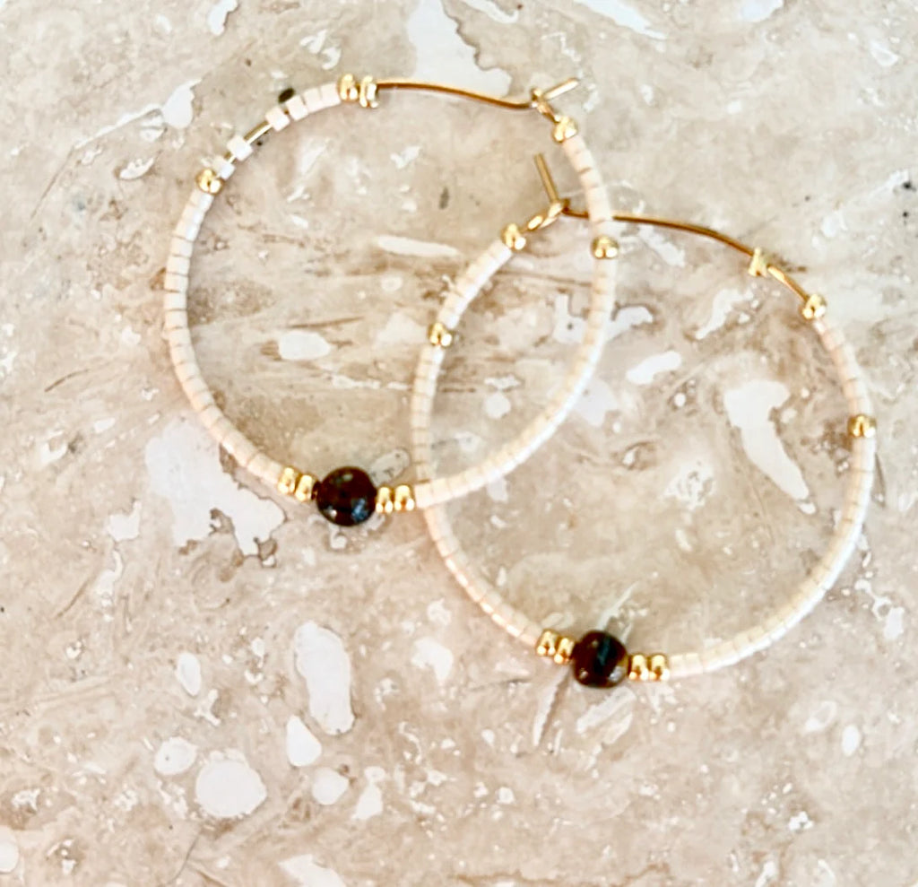 Seline Hoop - Milk Earring