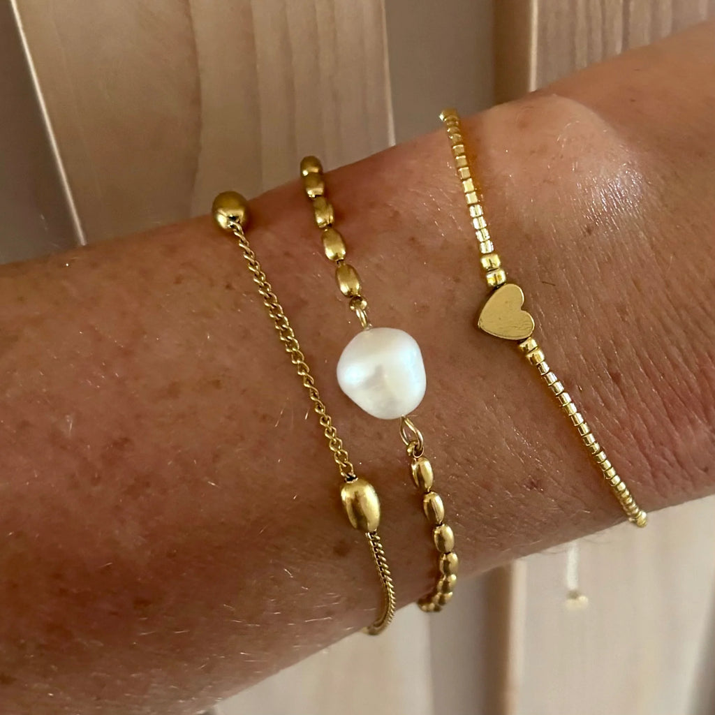 Hearts Forever Delicate Bracelet - Gold
