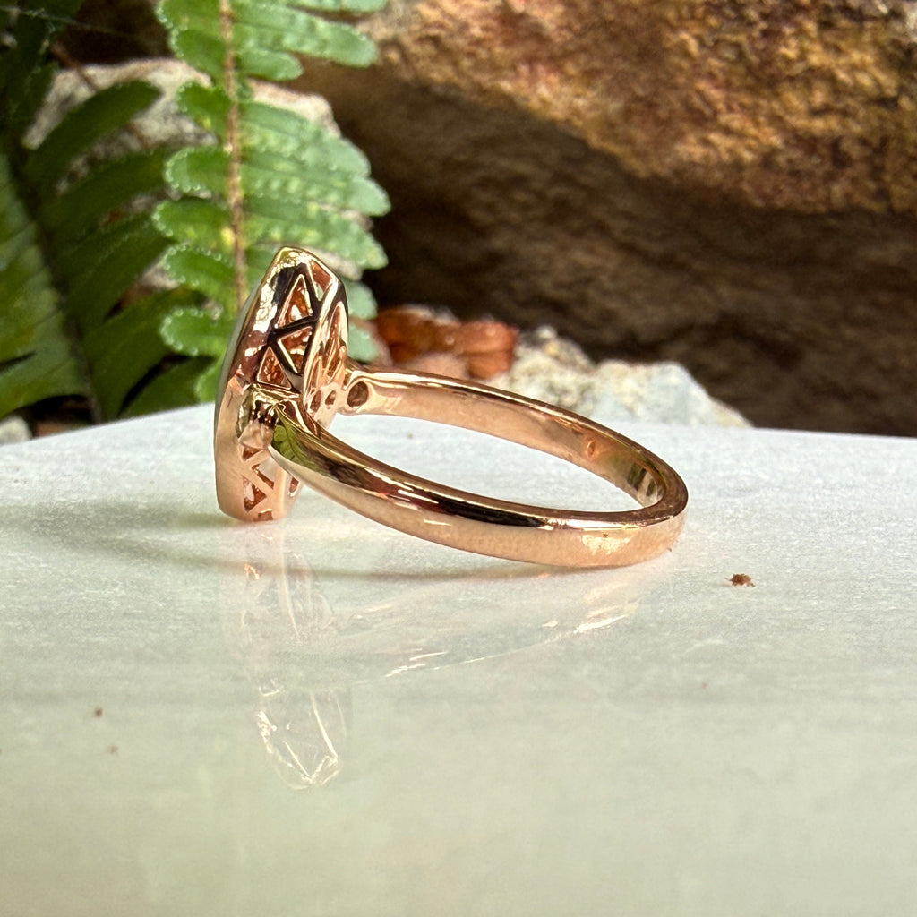 Frosty White Opal Rosegold Ring