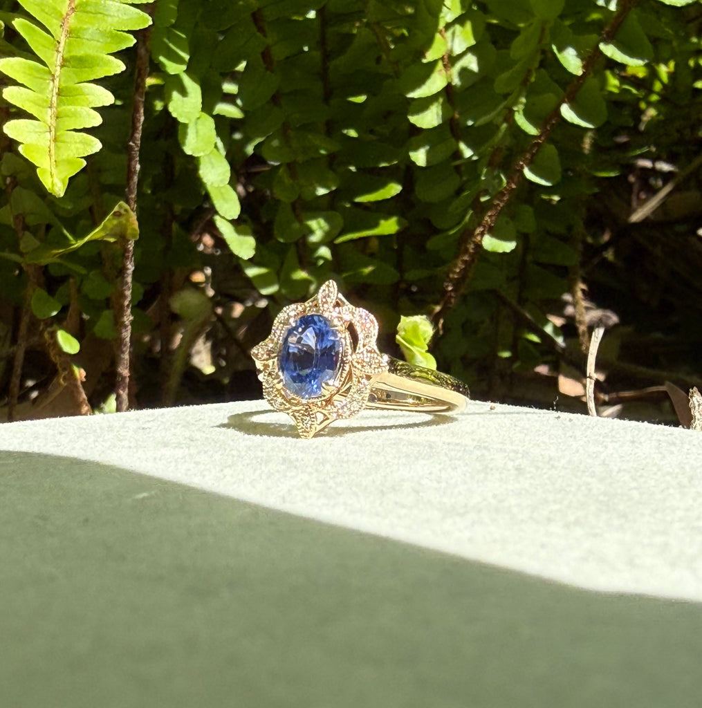 14ct YG Ceylon Sapphire Ring
