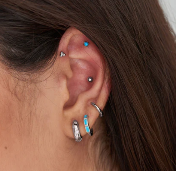 Ear Edit - Smooth Silver Huggie Hoop Earrings