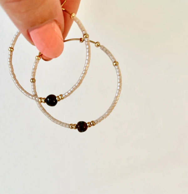 Seline Hoop - Milk Earring