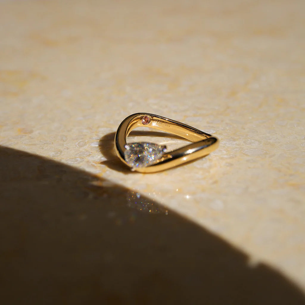 Greta Diamond Ring