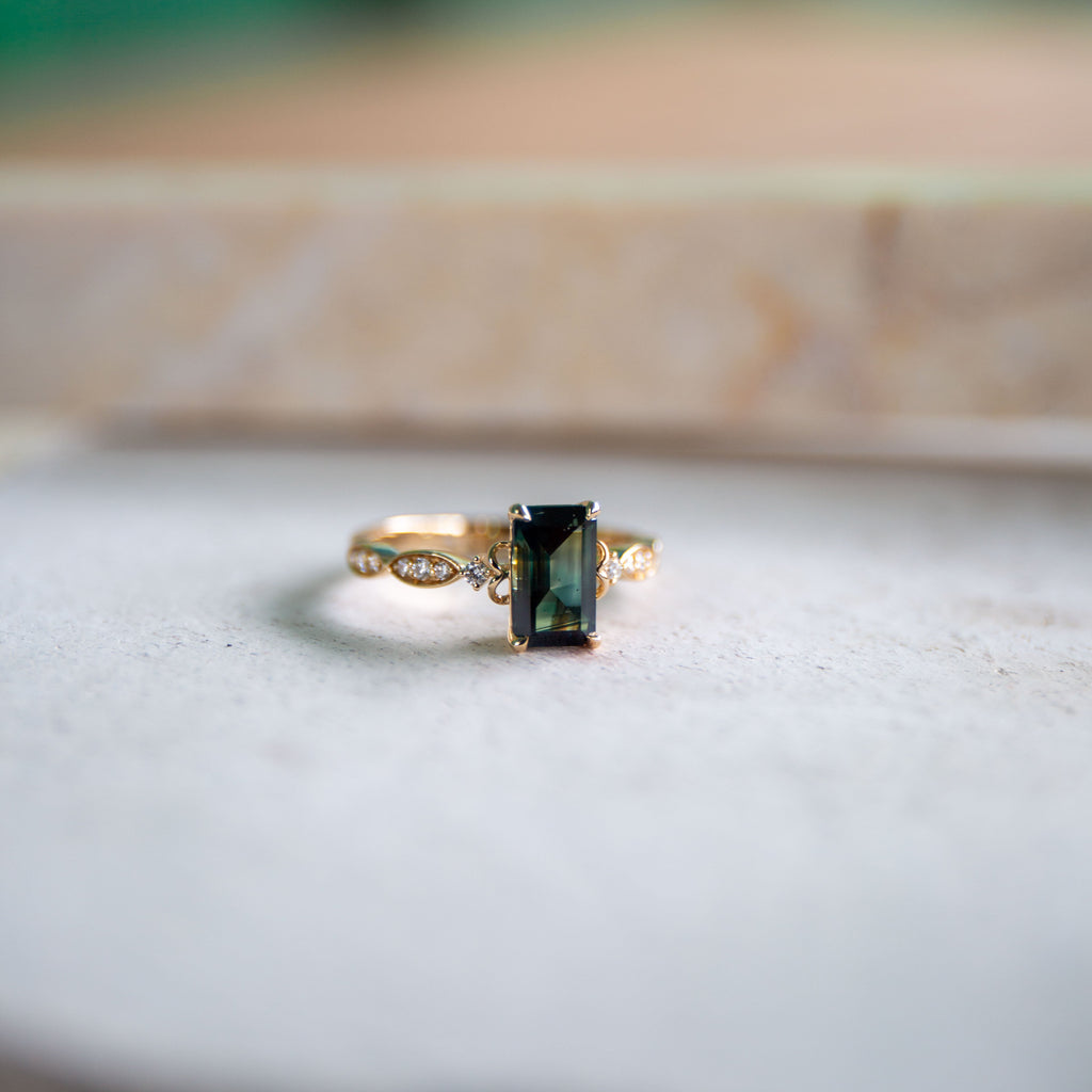 Lesley Sapphire Ring