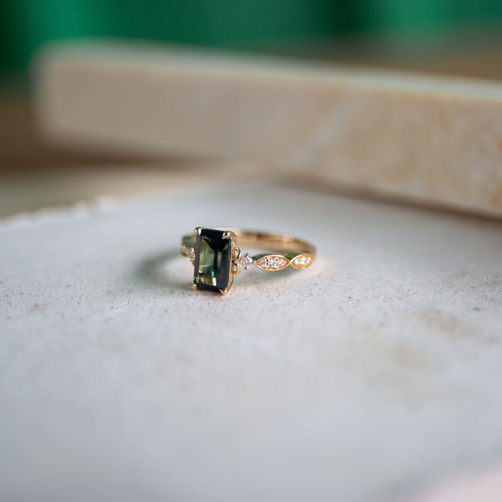 Lesley Sapphire Ring