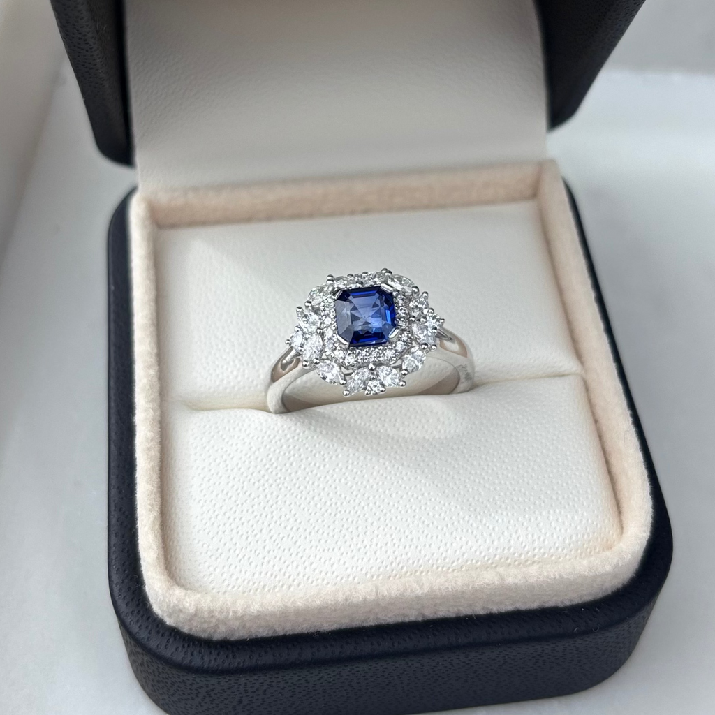 Ceylon Sapphire Platinum Ring