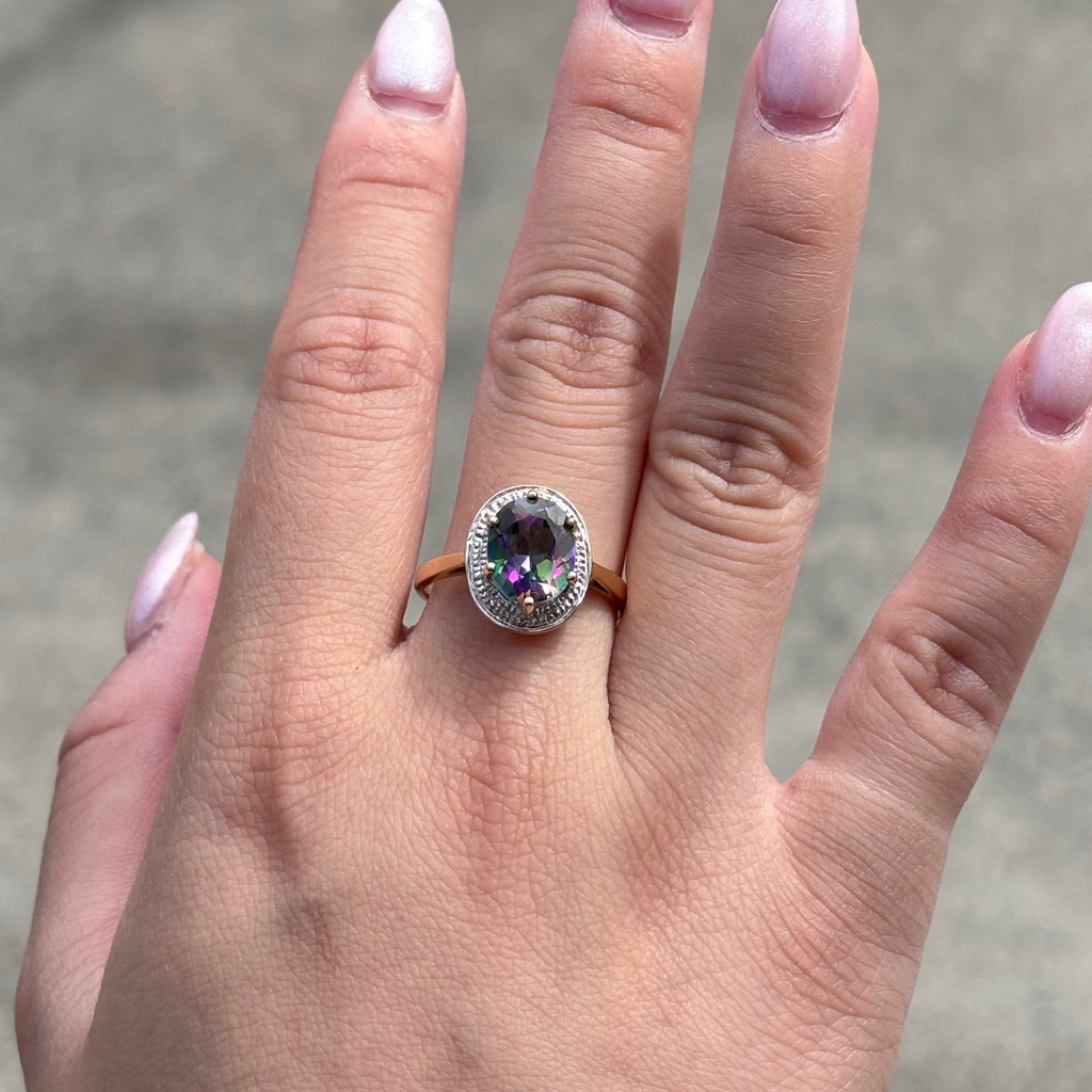 Synthetic Alexandrite Yellowgold Ring