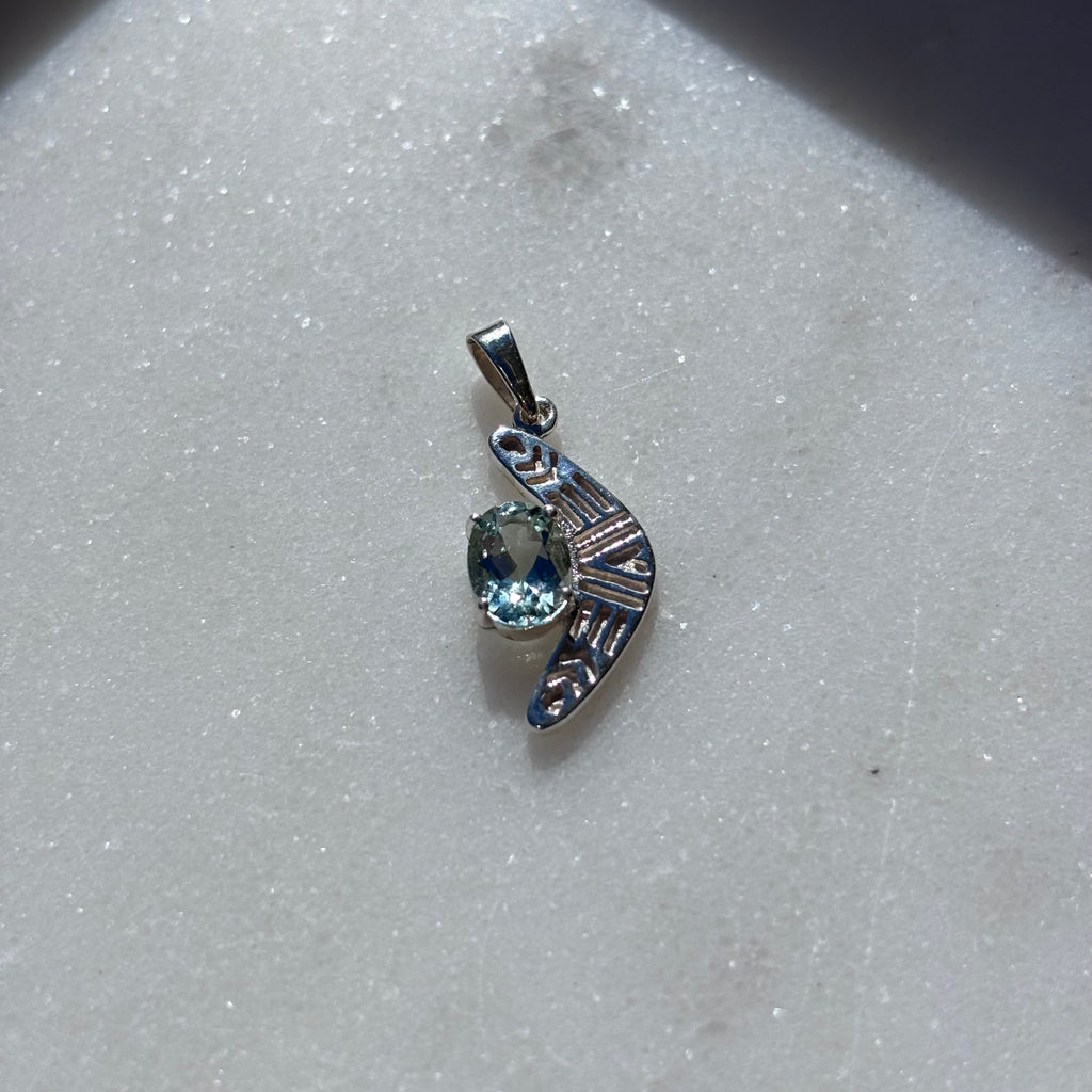 Boomerang Oval Aquamarine Claw Set Pendant