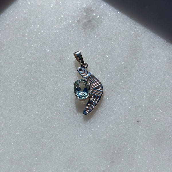 Boomerang Oval Aquamarine Claw Set Pendant