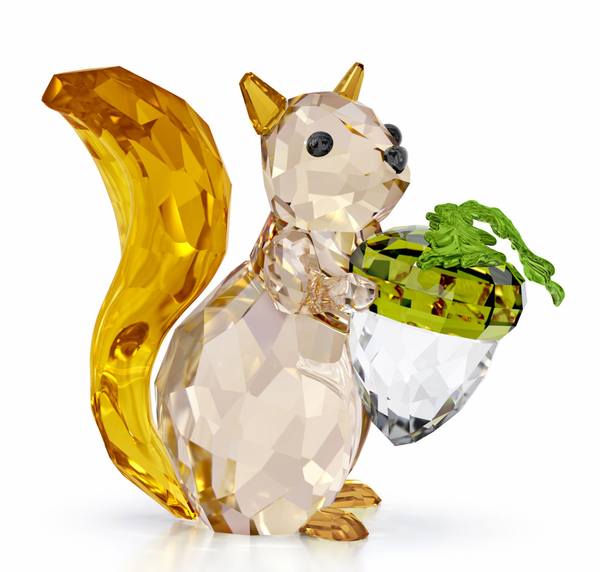 Idyllia: Squirrel and Acorn