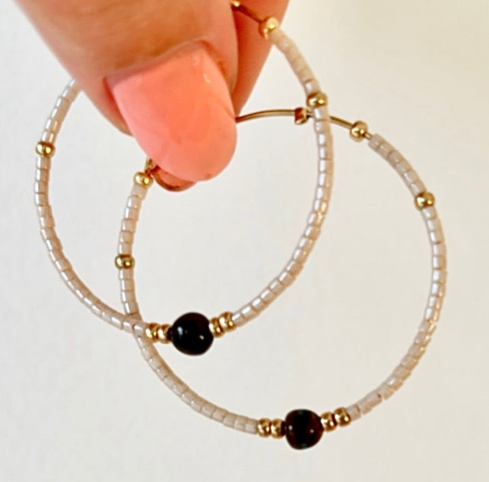 Seline Hoop - Milk Earrings