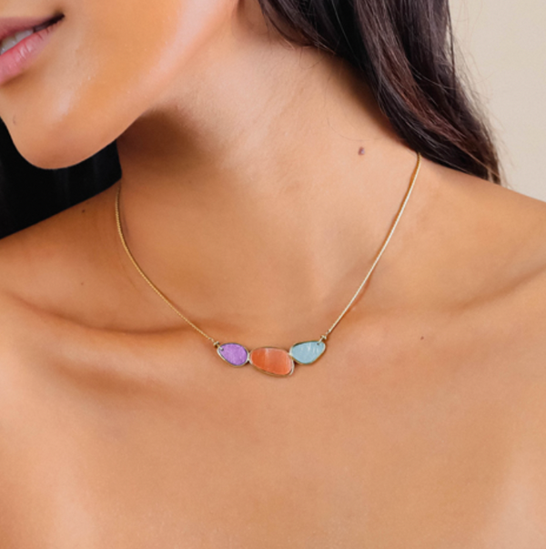AURORE Laminated Capiz Short Necklace