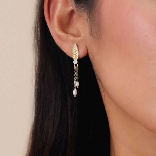 MERRY 3 Chain Dangle Post Earrings