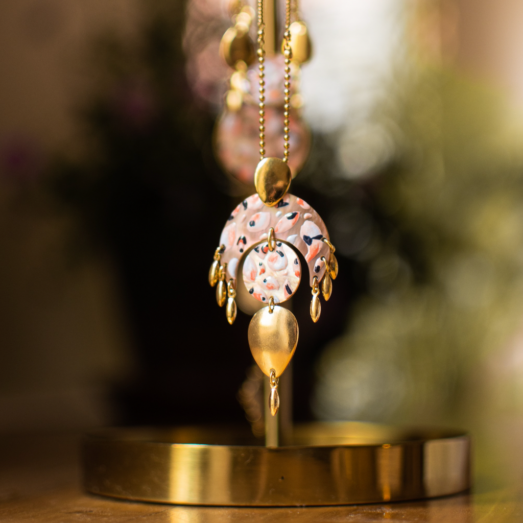 LEONA Y Necklace
