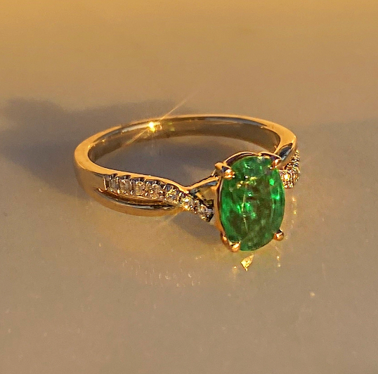 Jo Emerald Ring