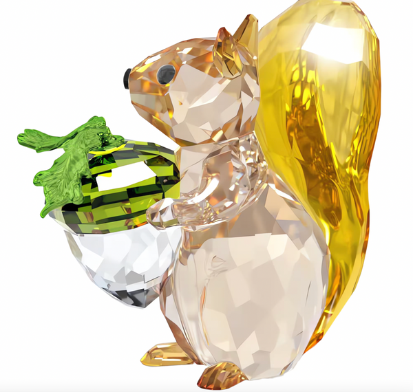 Idyllia: Squirrel and Acorn