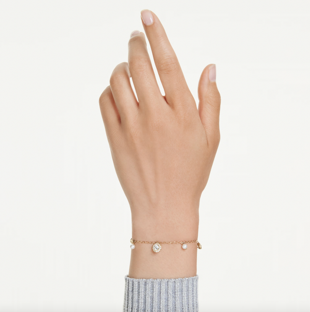 Una Angelic: White Round Cut Crystal Pearl Gold Strandage