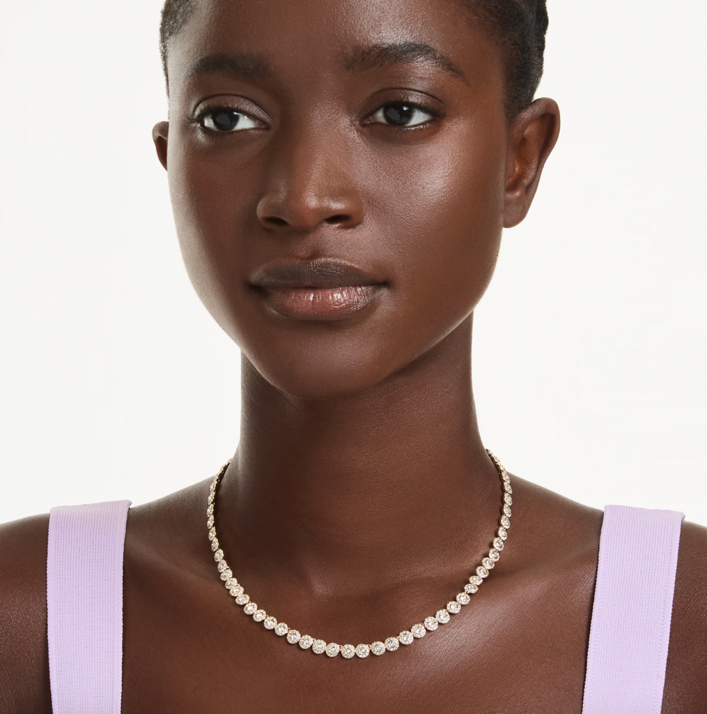 Una Angelic: Small White Round Cut Gold Tone Necklace