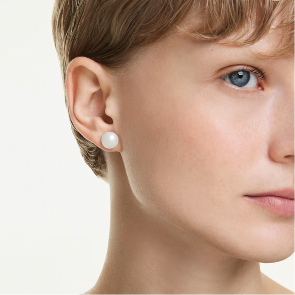 Matrix: Crystal Pearl Stud Earrings