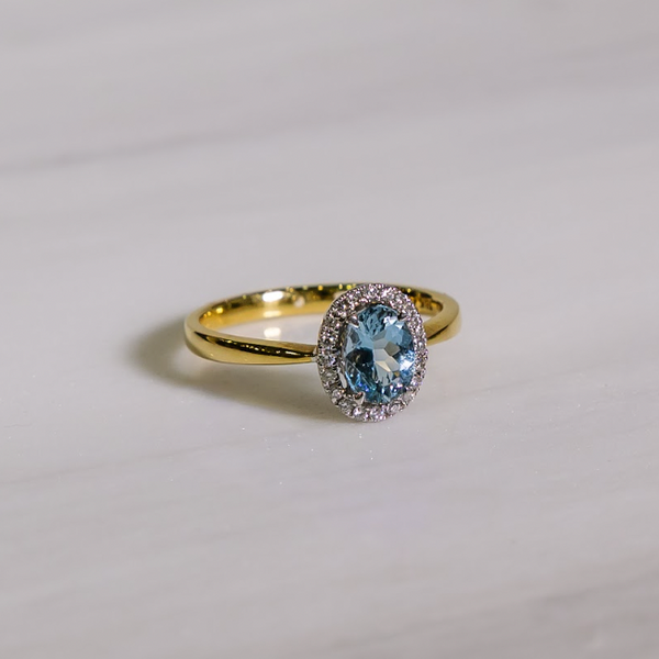 Aquamarine YellowGold Ring