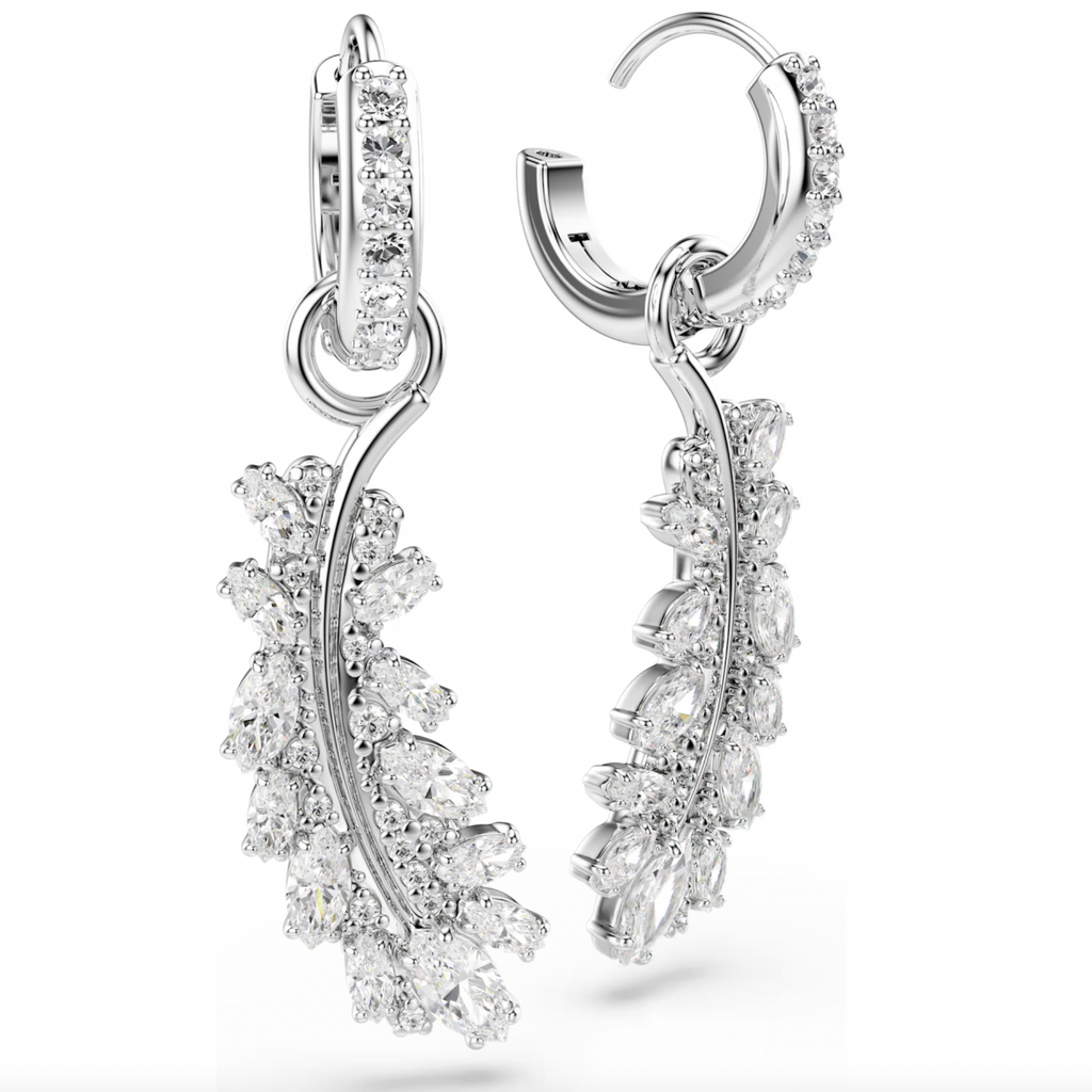 Vienna: Mixed White Cuts Flower Silver Earrings
