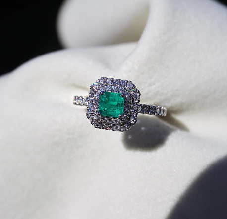 Ella Emerald Ring