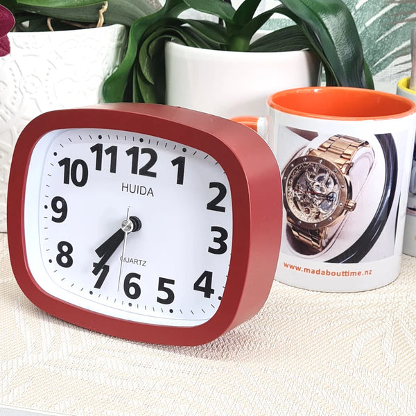Analog Quartz Alarm Clock - Red