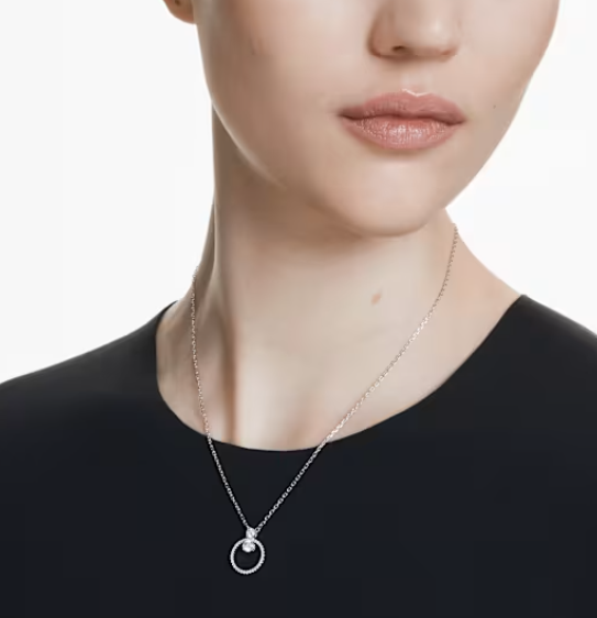 Constella: White Pave Round Cut Pendant