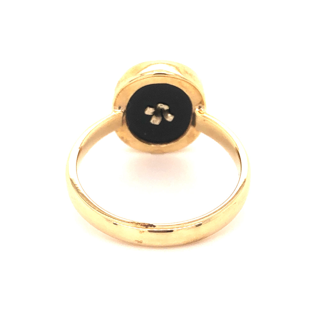 9ct YG Black Onyx Diamond Ring