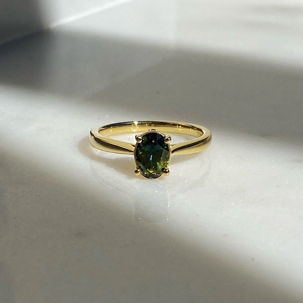 Alice Party Sapphire Ring