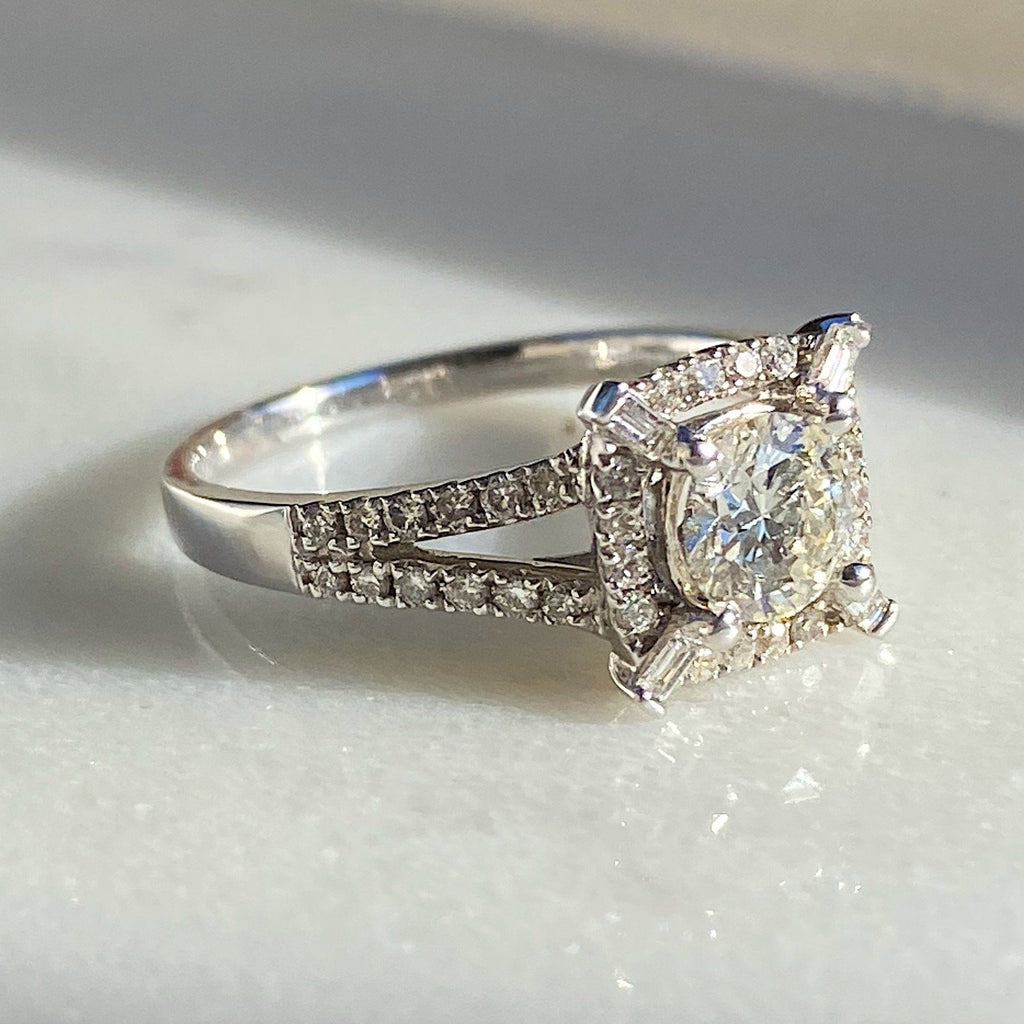 Amari Diamond Ring