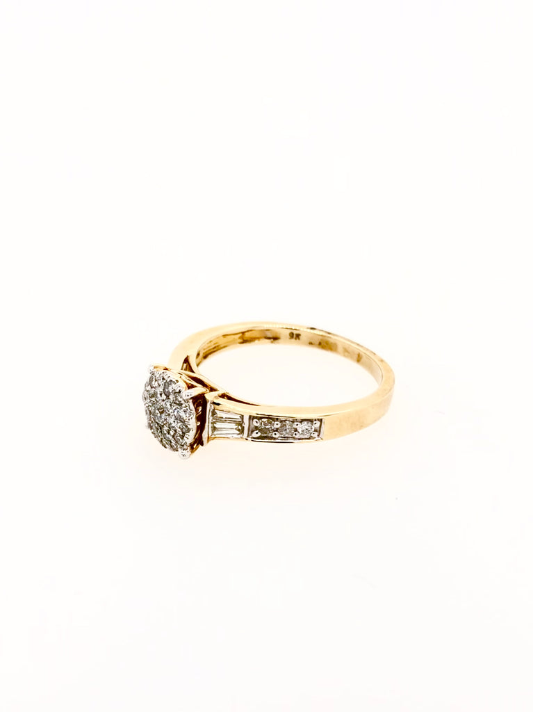 Round Cluster with Baguettes Yellow Gold Ring