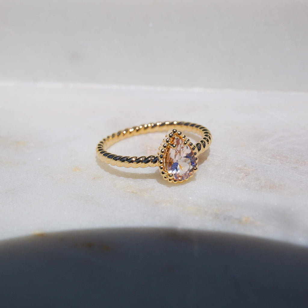 Twisted Morganite YellowGold Ring