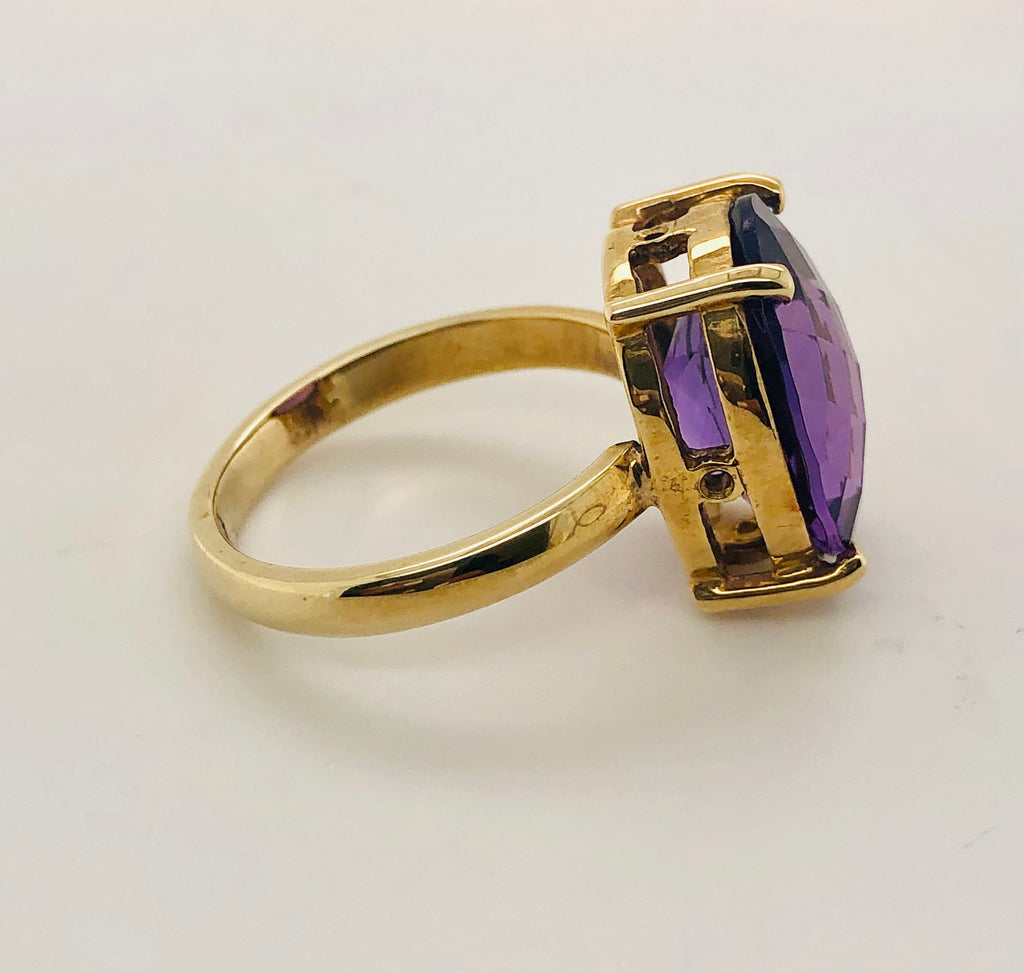 Lila Amethyst Ring