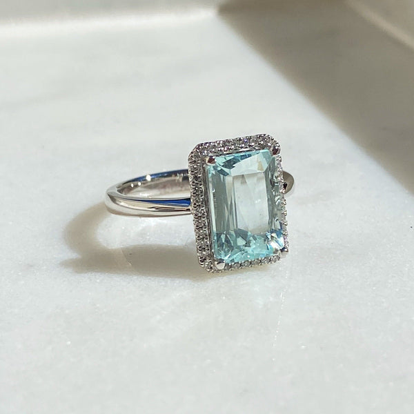 Willow Aquamarine Ring