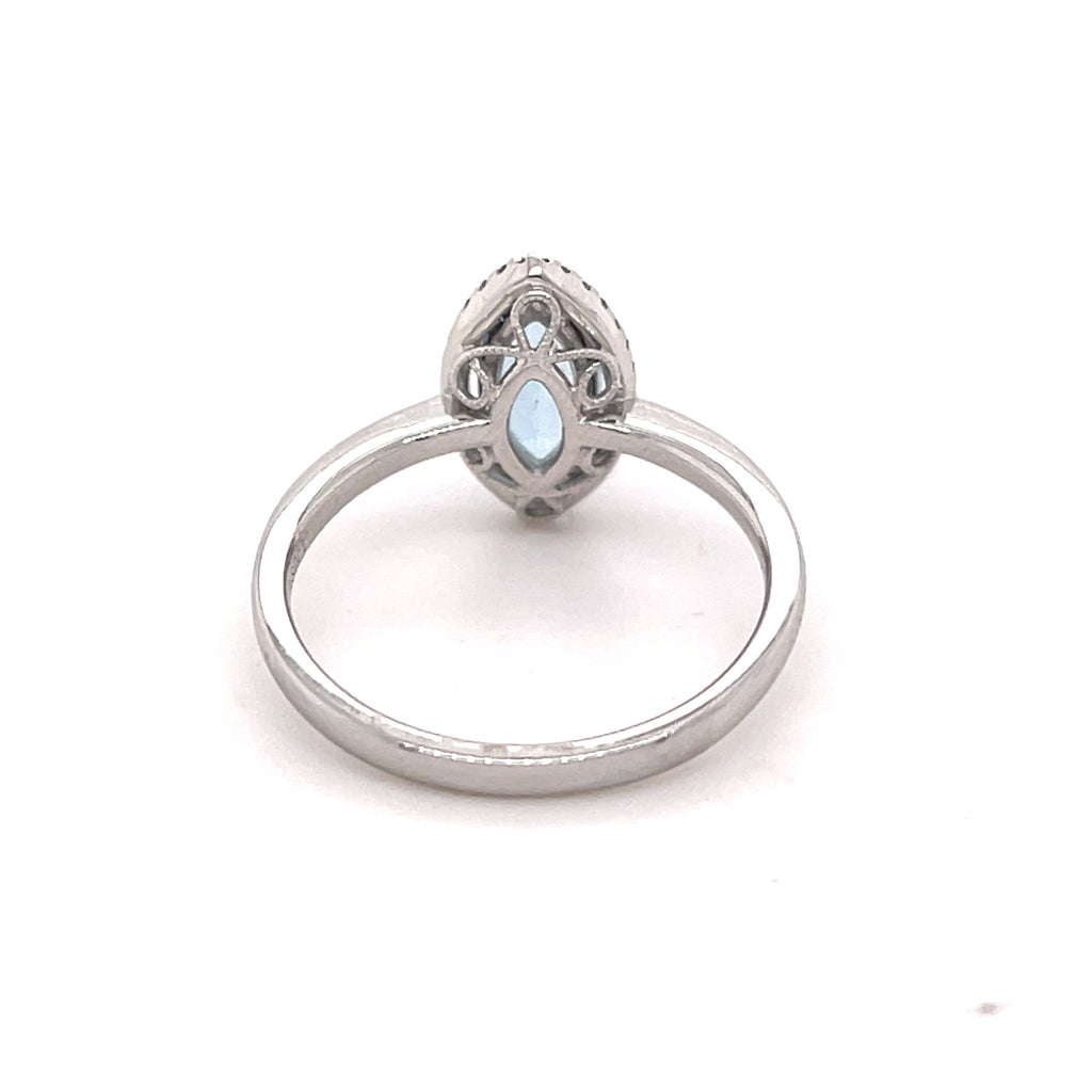 White Gold Aquamarine Ring