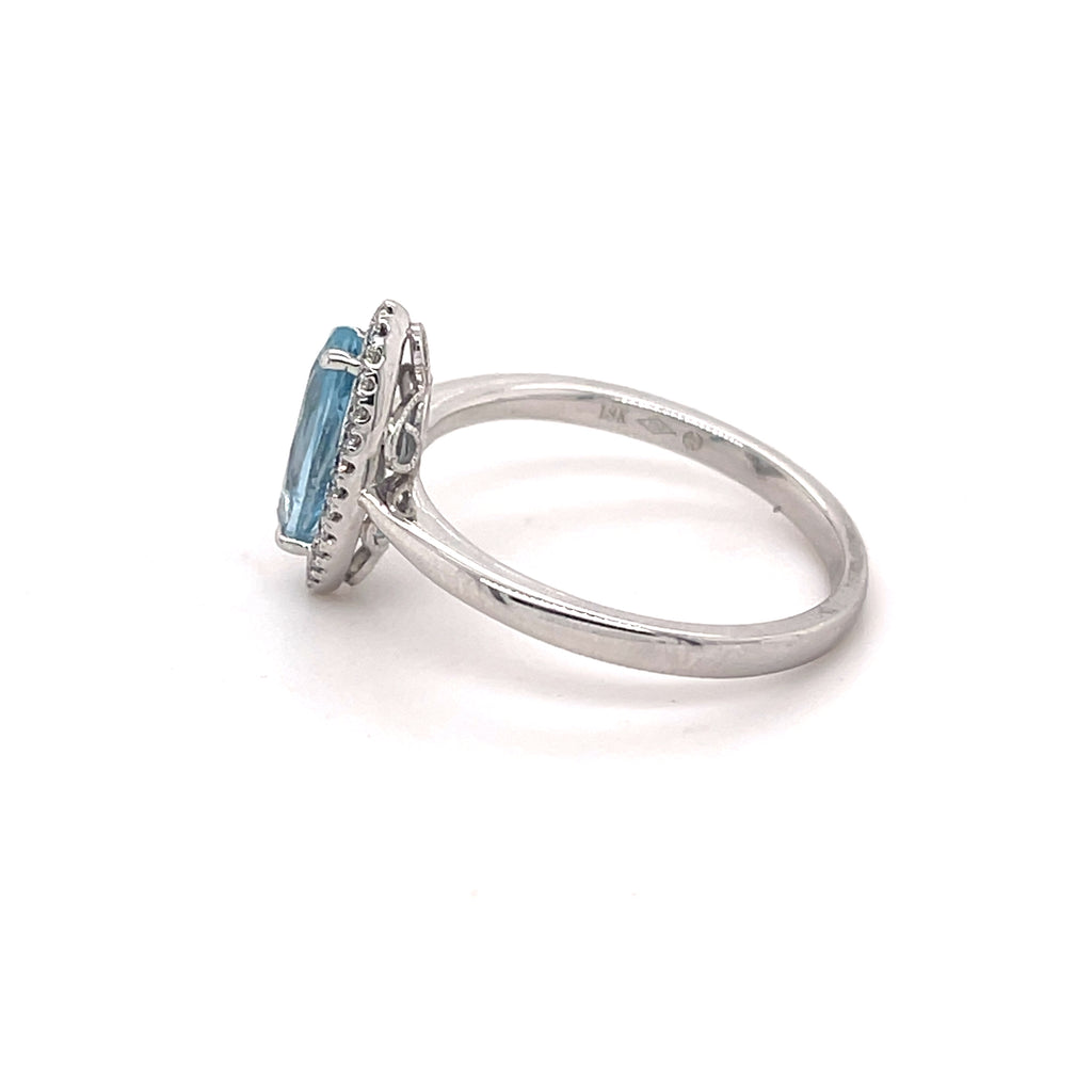 White Gold Aquamarine Ring