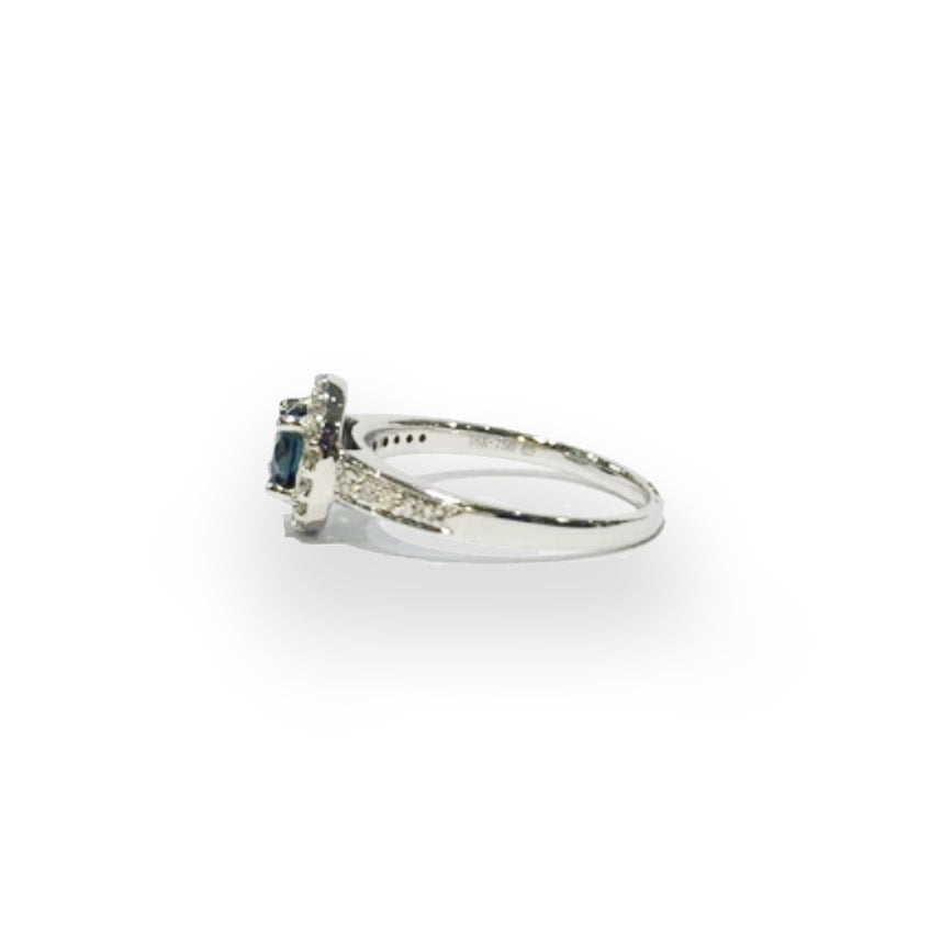 Blue Diamond White Gold Ring with Diamonds