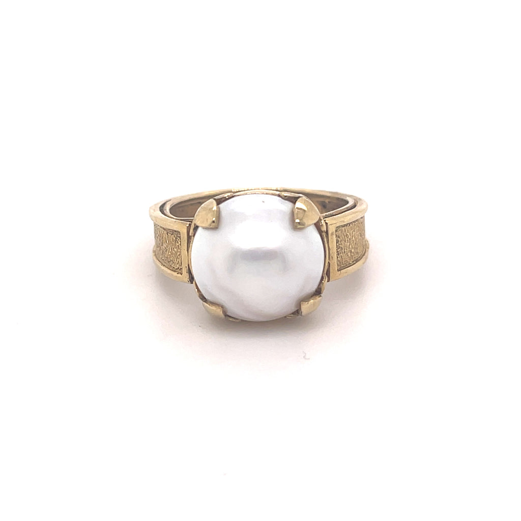 Maisy Gold Pearl Ring