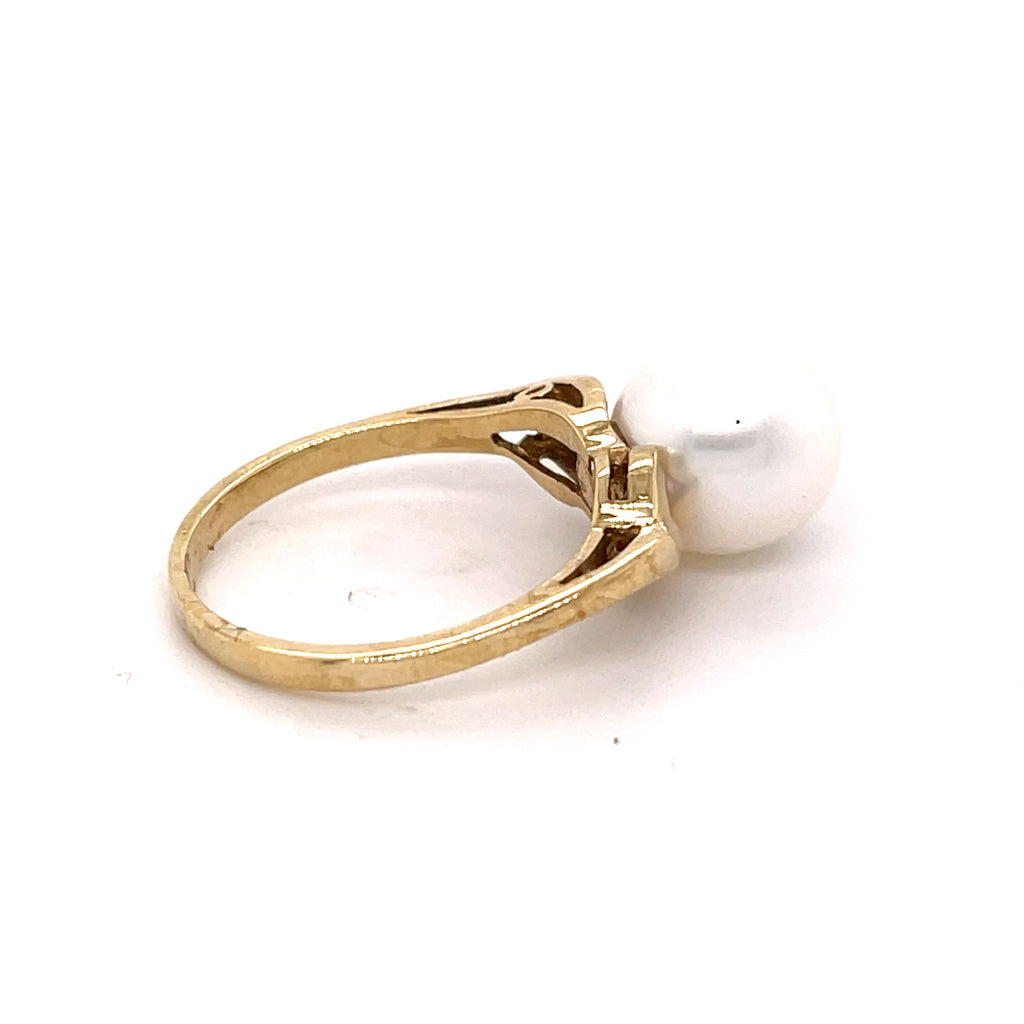 Farida Pearl Ring
