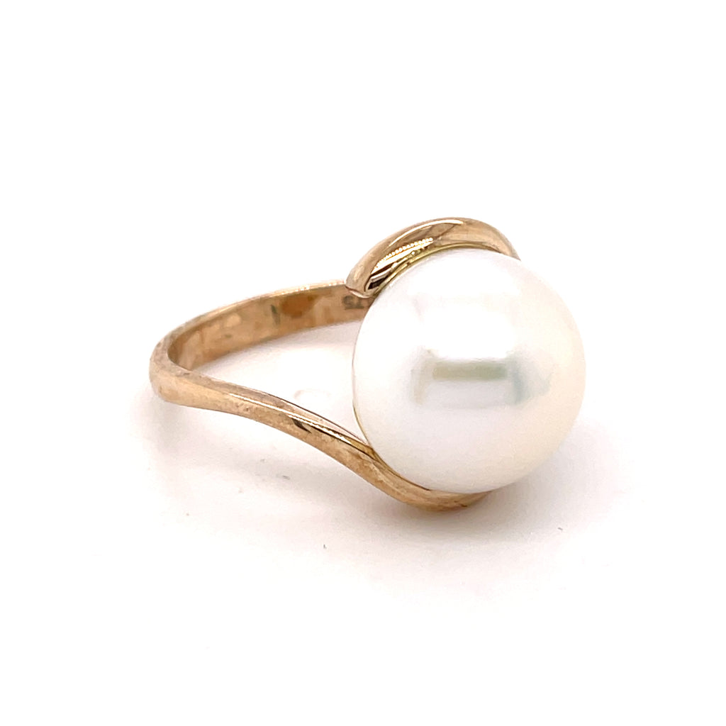 Peg Rose Gold Pearl Ring